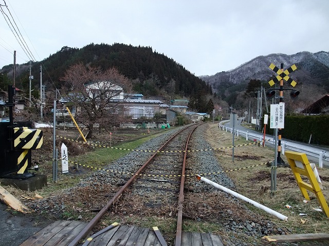 廃止路線の駅舎・岩泉線